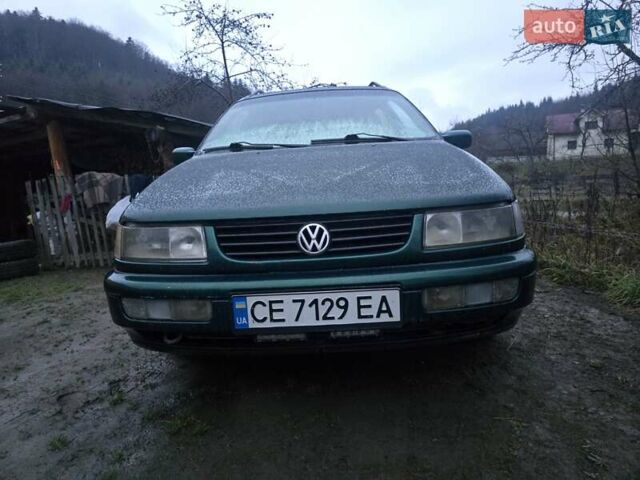 Зеленый Фольксваген Пассат, объемом двигателя 1.8 л и пробегом 528 тыс. км за 2200 $, фото 2 на Automoto.ua