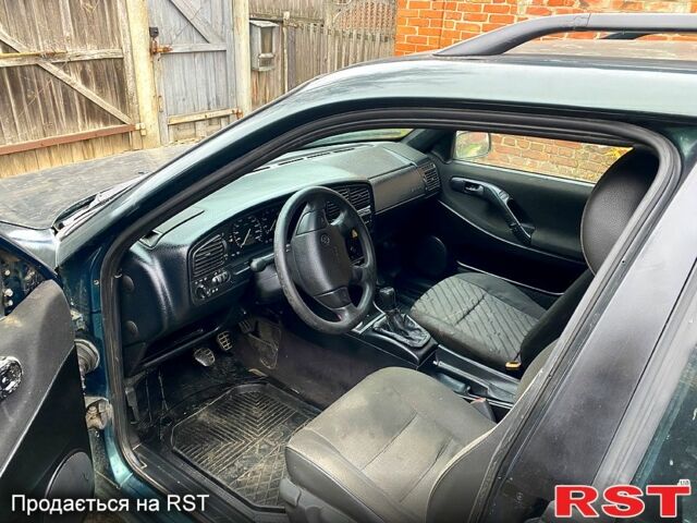 Зелений Фольксваген Пассат, об'ємом двигуна 2 л та пробігом 0 тис. км за 1200 $, фото 4 на Automoto.ua