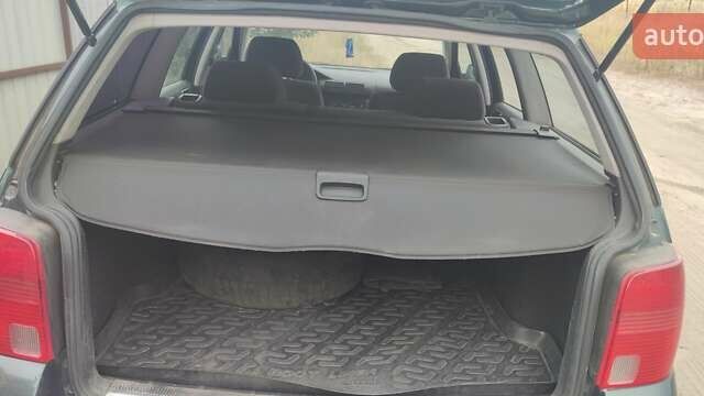 Зеленый Фольксваген Пассат, объемом двигателя 0 л и пробегом 311 тыс. км за 3800 $, фото 6 на Automoto.ua