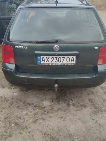 Зеленый Фольксваген Пассат, объемом двигателя 0 л и пробегом 311 тыс. км за 3800 $, фото 3 на Automoto.ua