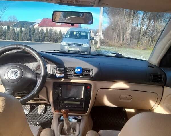 Зеленый Фольксваген Пассат, объемом двигателя 1.8 л и пробегом 360 тыс. км за 3500 $, фото 1 на Automoto.ua