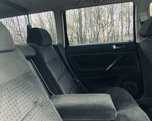 Зелений Фольксваген Пассат, об'ємом двигуна 1.9 л та пробігом 400 тис. км за 3300 $, фото 7 на Automoto.ua