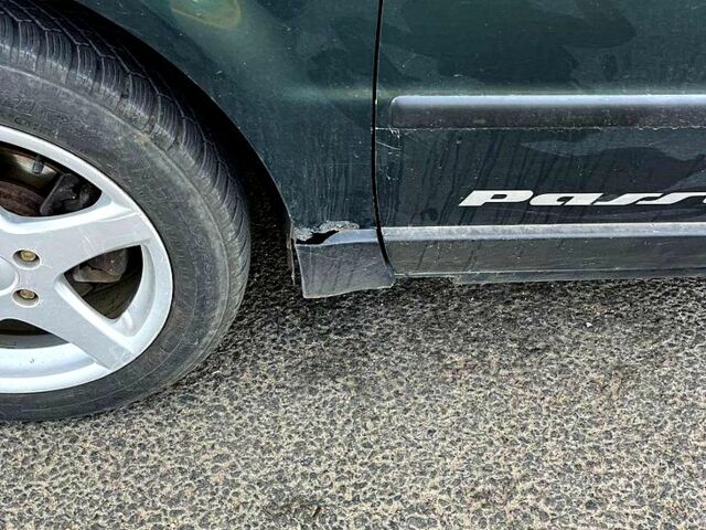 Зелений Фольксваген Пассат, об'ємом двигуна 1.8 л та пробігом 0 тис. км за 4000 $, фото 5 на Automoto.ua