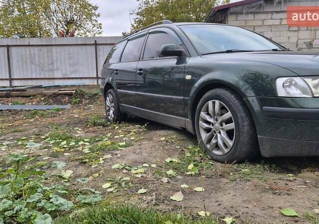 Зеленый Фольксваген Пассат, объемом двигателя 1.8 л и пробегом 250 тыс. км за 4200 $, фото 9 на Automoto.ua