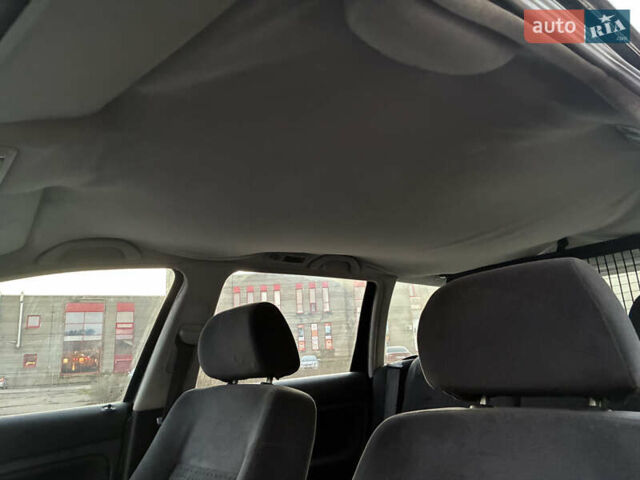 Зеленый Фольксваген Пассат, объемом двигателя 1.78 л и пробегом 224 тыс. км за 4200 $, фото 17 на Automoto.ua