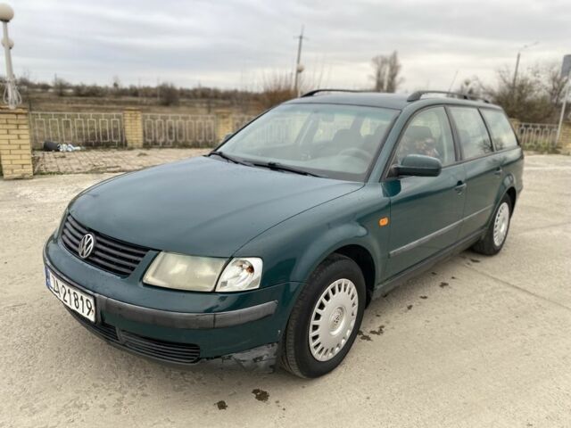 Зелений Фольксваген Пассат, об'ємом двигуна 1.9 л та пробігом 220 тис. км за 2250 $, фото 4 на Automoto.ua