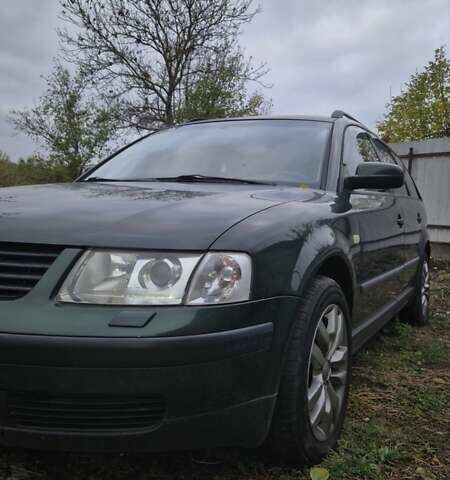 Зеленый Фольксваген Пассат, объемом двигателя 1.8 л и пробегом 250 тыс. км за 4200 $, фото 11 на Automoto.ua