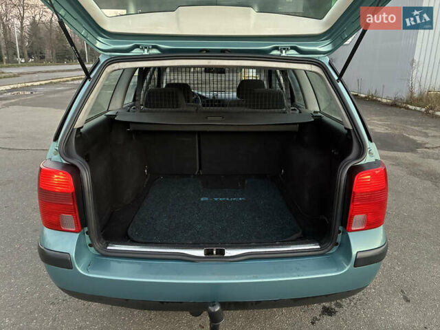 Зеленый Фольксваген Пассат, объемом двигателя 1.78 л и пробегом 224 тыс. км за 4200 $, фото 10 на Automoto.ua