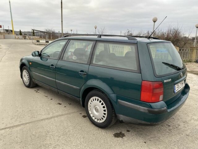 Зелений Фольксваген Пассат, об'ємом двигуна 1.9 л та пробігом 220 тис. км за 2250 $, фото 6 на Automoto.ua