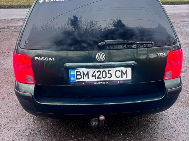 Зеленый Фольксваген Пассат, объемом двигателя 1.9 л и пробегом 302 тыс. км за 3650 $, фото 2 на Automoto.ua