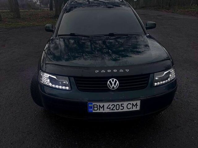 Зеленый Фольксваген Пассат, объемом двигателя 1.9 л и пробегом 302 тыс. км за 3650 $, фото 3 на Automoto.ua