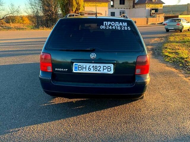 Зеленый Фольксваген Пассат, объемом двигателя 1.9 л и пробегом 300 тыс. км за 3600 $, фото 6 на Automoto.ua