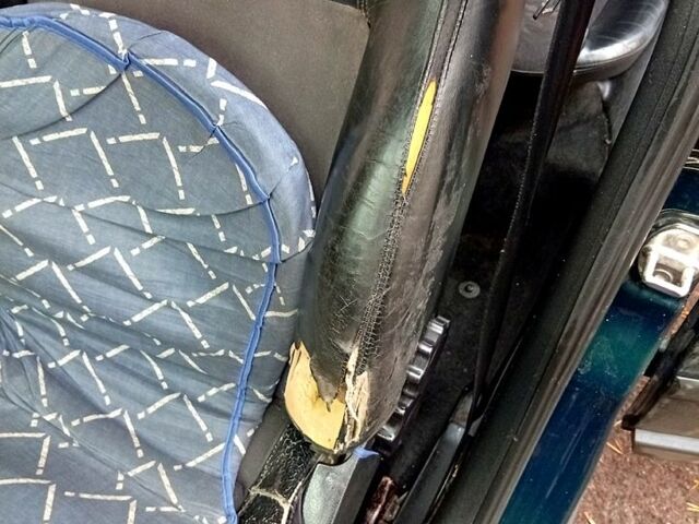 Зеленый Фольксваген Пассат, объемом двигателя 1.9 л и пробегом 430 тыс. км за 3300 $, фото 12 на Automoto.ua