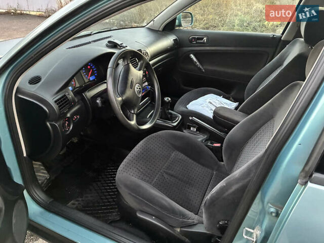 Зеленый Фольксваген Пассат, объемом двигателя 1.78 л и пробегом 224 тыс. км за 4200 $, фото 14 на Automoto.ua