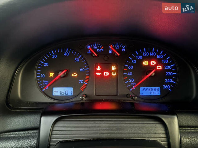 Зеленый Фольксваген Пассат, объемом двигателя 1.78 л и пробегом 224 тыс. км за 4200 $, фото 25 на Automoto.ua