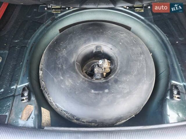 Зеленый Фольксваген Пассат, объемом двигателя 2.8 л и пробегом 305 тыс. км за 5200 $, фото 15 на Automoto.ua