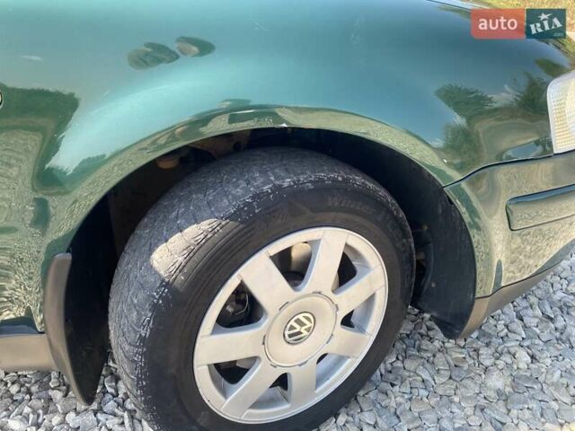 Зеленый Фольксваген Пассат, объемом двигателя 1.8 л и пробегом 230 тыс. км за 4000 $, фото 23 на Automoto.ua