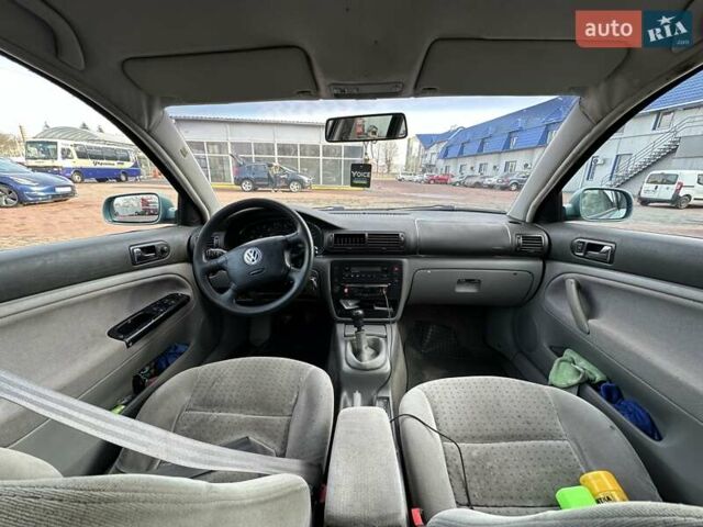 Зелений Фольксваген Пассат, об'ємом двигуна 1.8 л та пробігом 339 тис. км за 4350 $, фото 10 на Automoto.ua