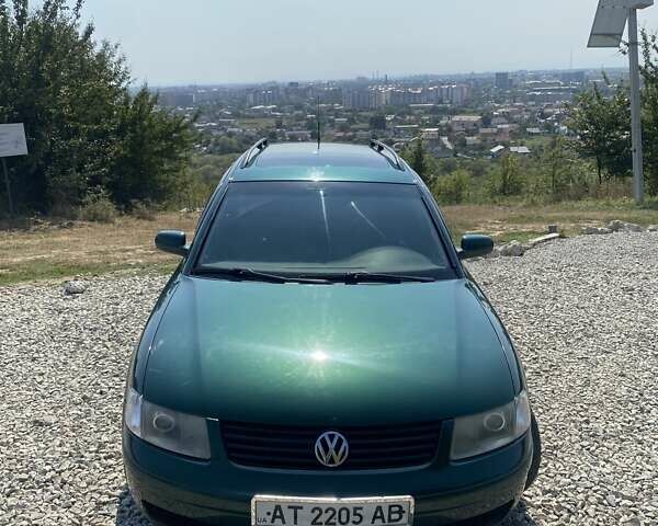 Зеленый Фольксваген Пассат, объемом двигателя 1.8 л и пробегом 230 тыс. км за 4000 $, фото 13 на Automoto.ua
