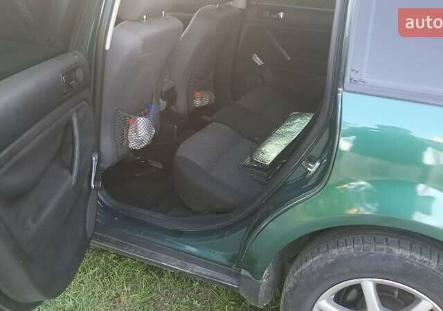 Зелений Фольксваген Пассат, об'ємом двигуна 1.9 л та пробігом 356 тис. км за 3699 $, фото 8 на Automoto.ua