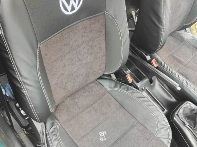 Зеленый Фольксваген Пассат, объемом двигателя 2 л и пробегом 471 тыс. км за 2300 $, фото 2 на Automoto.ua