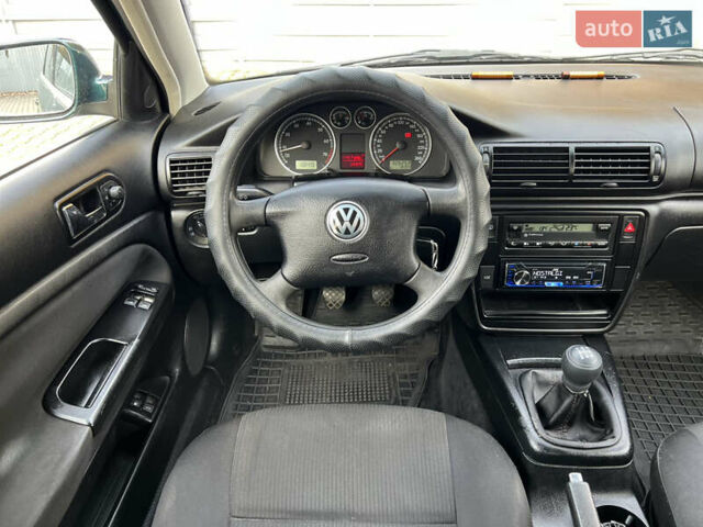 Зеленый Фольксваген Пассат, объемом двигателя 1.98 л и пробегом 326 тыс. км за 3700 $, фото 17 на Automoto.ua