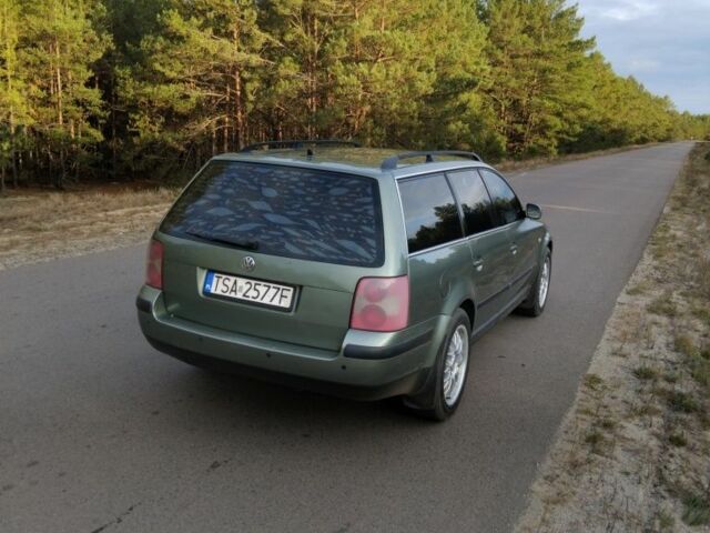 Зеленый Фольксваген Пассат, объемом двигателя 1.9 л и пробегом 350 тыс. км за 1700 $, фото 6 на Automoto.ua