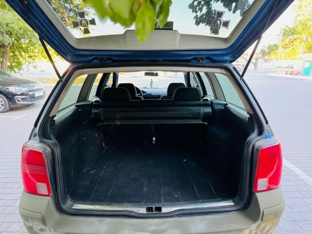 Зеленый Фольксваген Пассат, объемом двигателя 1.9 л и пробегом 237 тыс. км за 2350 $, фото 11 на Automoto.ua