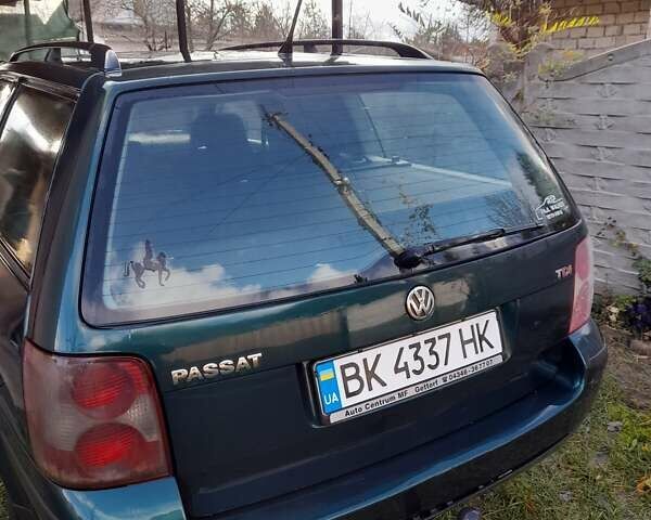 Зеленый Фольксваген Пассат, объемом двигателя 1.9 л и пробегом 377 тыс. км за 3615 $, фото 8 на Automoto.ua