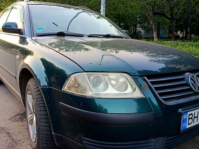 Зелений Фольксваген Пассат, об'ємом двигуна 2 л та пробігом 338 тис. км за 3800 $, фото 6 на Automoto.ua