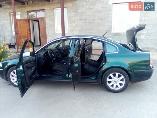 Зеленый Фольксваген Пассат, объемом двигателя 1.9 л и пробегом 291 тыс. км за 5900 $, фото 6 на Automoto.ua