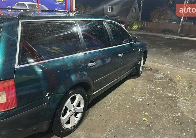 Зеленый Фольксваген Пассат, объемом двигателя 1.98 л и пробегом 294 тыс. км за 4200 $, фото 5 на Automoto.ua