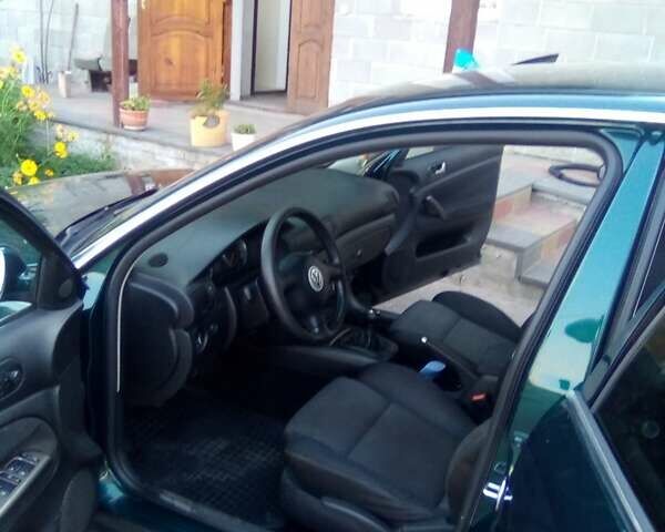 Зеленый Фольксваген Пассат, объемом двигателя 1.9 л и пробегом 291 тыс. км за 5900 $, фото 4 на Automoto.ua