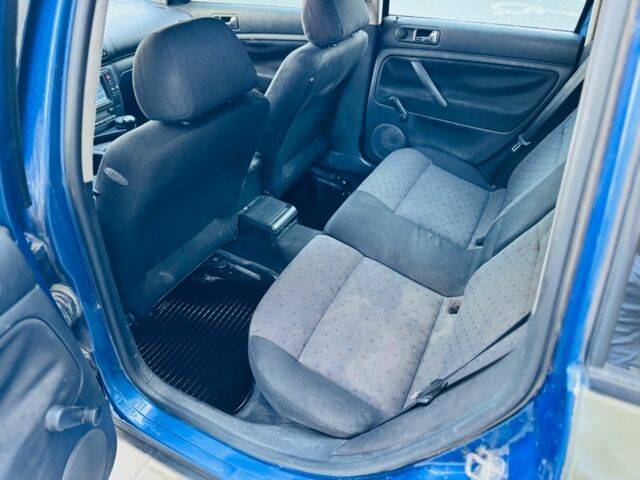 Зеленый Фольксваген Пассат, объемом двигателя 1.9 л и пробегом 237 тыс. км за 2350 $, фото 9 на Automoto.ua