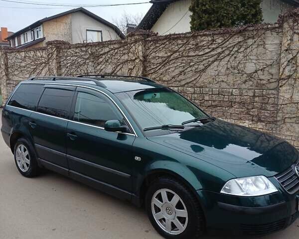 Зеленый Фольксваген Пассат, объемом двигателя 1.9 л и пробегом 515 тыс. км за 3800 $, фото 2 на Automoto.ua