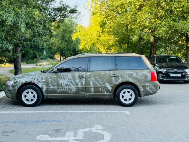 Зеленый Фольксваген Пассат, объемом двигателя 1.9 л и пробегом 237 тыс. км за 2350 $, фото 6 на Automoto.ua