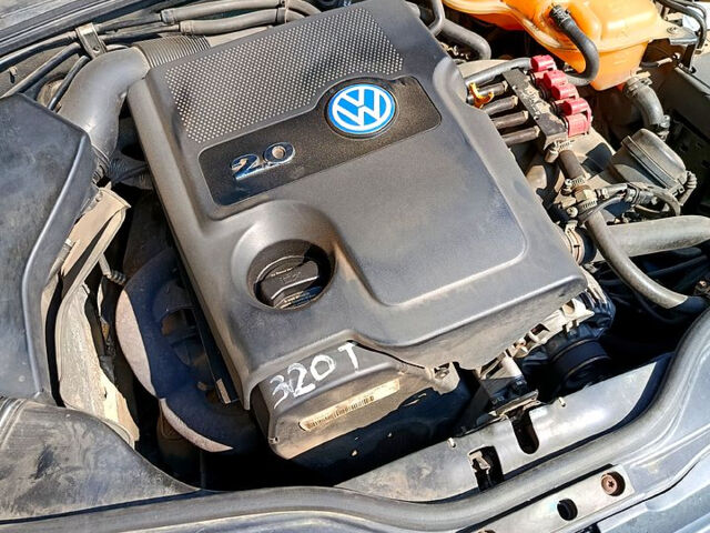 Зелений Фольксваген Пассат, об'ємом двигуна 2 л та пробігом 338 тис. км за 3800 $, фото 11 на Automoto.ua