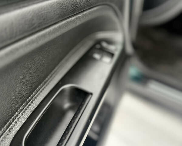 Зеленый Фольксваген Пассат, объемом двигателя 1.9 л и пробегом 295 тыс. км за 4900 $, фото 31 на Automoto.ua