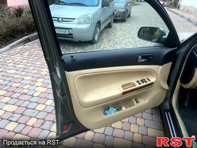 Зелений Фольксваген Пассат, об'ємом двигуна 2.5 л та пробігом 0 тис. км за 3600 $, фото 11 на Automoto.ua