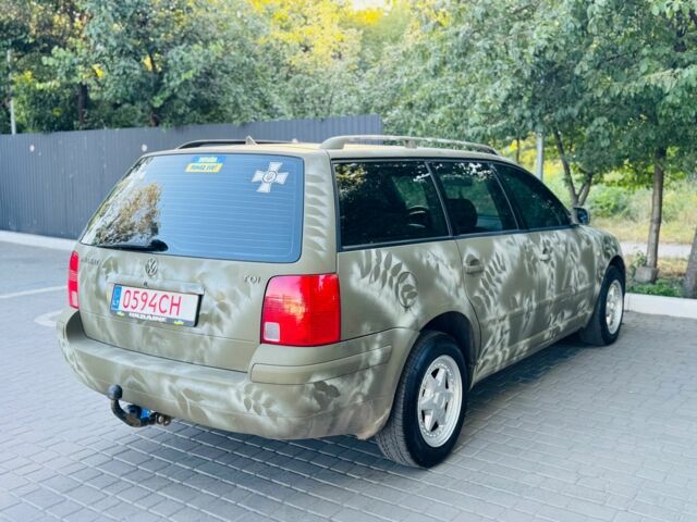 Зеленый Фольксваген Пассат, объемом двигателя 1.9 л и пробегом 237 тыс. км за 2350 $, фото 5 на Automoto.ua