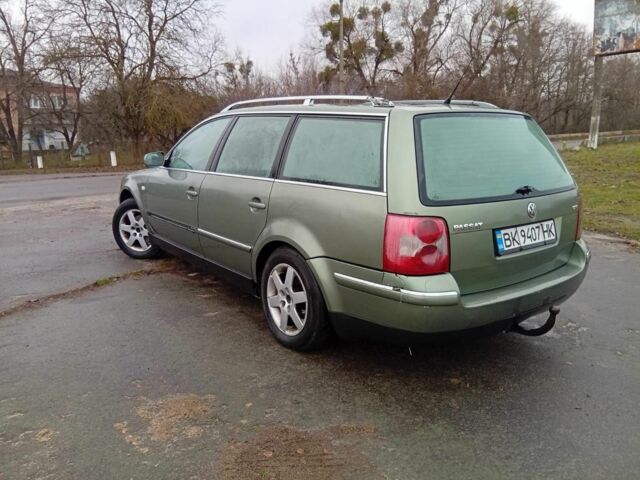 Зеленый Фольксваген Пассат, объемом двигателя 1.9 л и пробегом 392 тыс. км за 3400 $, фото 2 на Automoto.ua