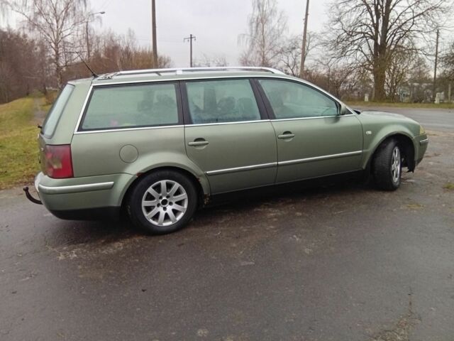 Зеленый Фольксваген Пассат, объемом двигателя 1.9 л и пробегом 392 тыс. км за 3400 $, фото 5 на Automoto.ua