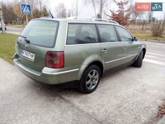 Зеленый Фольксваген Пассат, объемом двигателя 1.9 л и пробегом 380 тыс. км за 3500 $, фото 5 на Automoto.ua