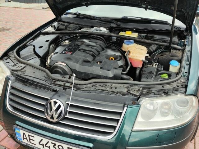 Зеленый Фольксваген Пассат, объемом двигателя 1.9 л и пробегом 400 тыс. км за 5200 $, фото 3 на Automoto.ua