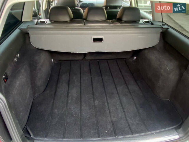 Зеленый Фольксваген Пассат, объемом двигателя 1.78 л и пробегом 191 тыс. км за 5950 $, фото 63 на Automoto.ua