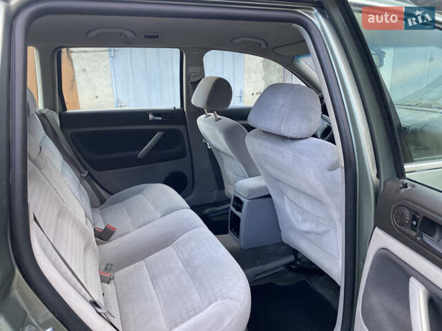 Зелений Фольксваген Пассат, об'ємом двигуна 1.9 л та пробігом 360 тис. км за 4000 $, фото 19 на Automoto.ua