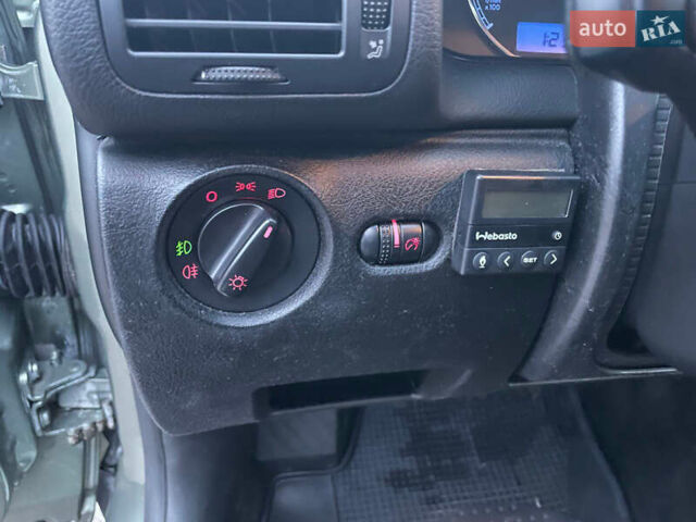 Зеленый Фольксваген Пассат, объемом двигателя 1.78 л и пробегом 191 тыс. км за 5950 $, фото 37 на Automoto.ua