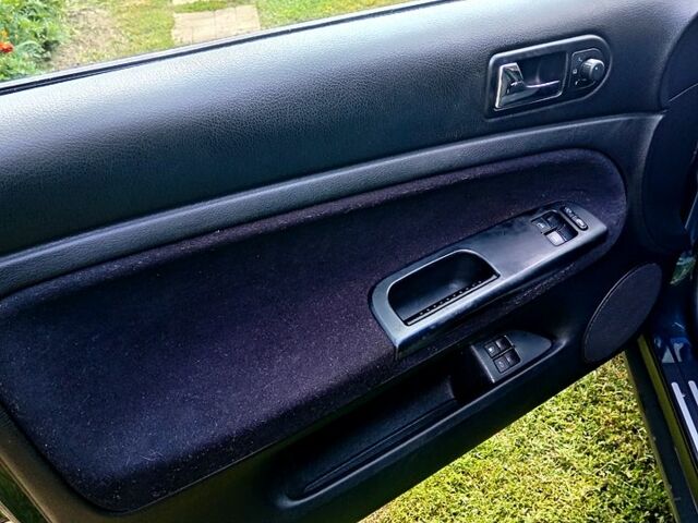 Зеленый Фольксваген Пассат, объемом двигателя 1.6 л и пробегом 338 тыс. км за 4850 $, фото 7 на Automoto.ua