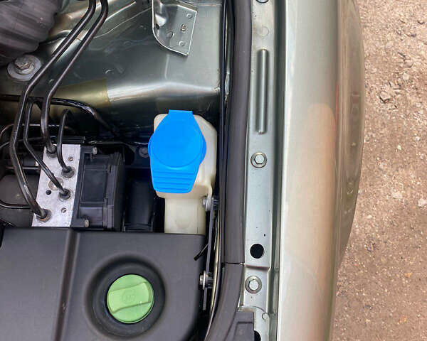 Зеленый Фольксваген Пассат, объемом двигателя 1.78 л и пробегом 191 тыс. км за 5950 $, фото 69 на Automoto.ua