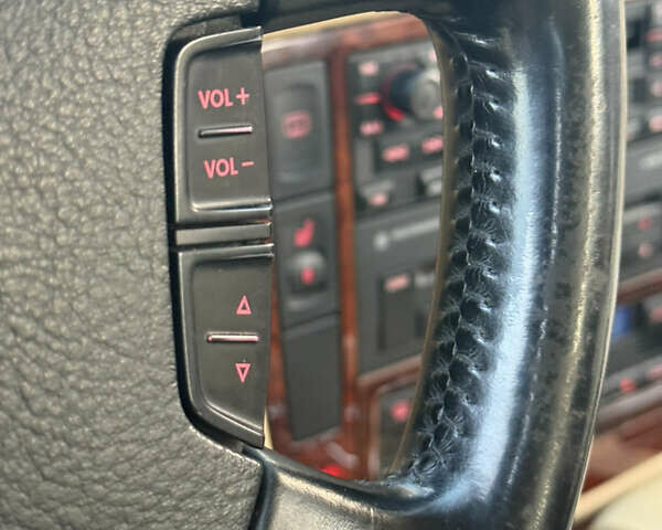 Зелений Фольксваген Пассат, об'ємом двигуна 2.77 л та пробігом 176 тис. км за 3850 $, фото 11 на Automoto.ua